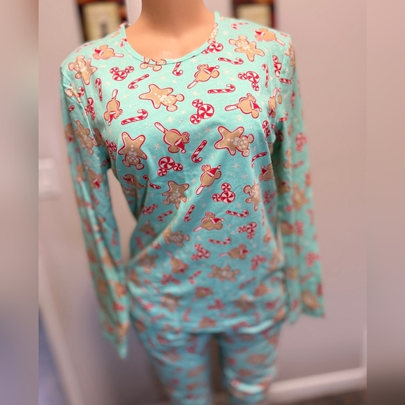 NWTBrand New Disney Parks Mickey Mouse Holiday Treats Sleepwear Set Women Size M - Picture 2 of 8